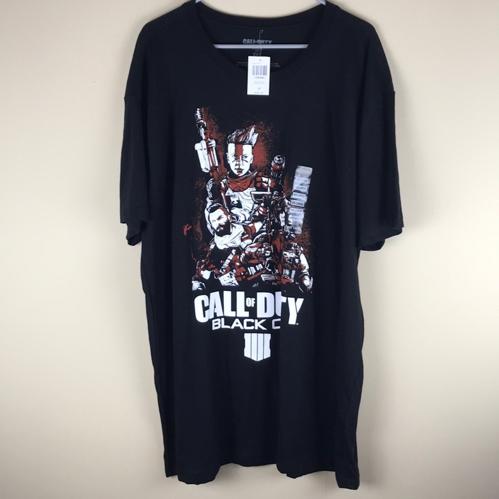 Call of Duty Black Ops xxl NWT long! Gamer Tee